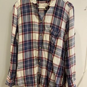 American Eagle plaid button down top